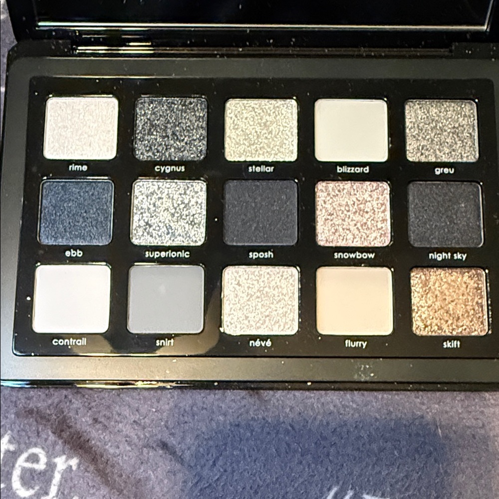 Eyeshadow Palette with Black, Gray, and Silver Shades